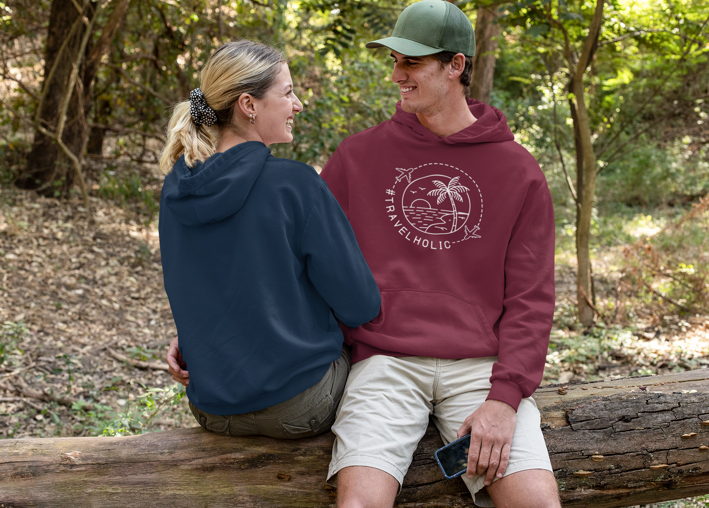 TRAVELHOLIC - HOODIE UNISEX